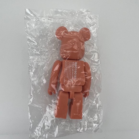 Bearbrick Series 19 Basic R Medicom 100% Figure - Picture 2 of 7